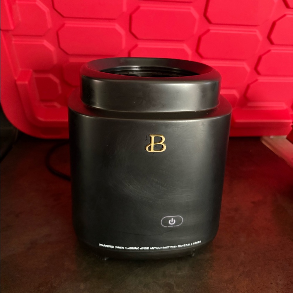 Drew Barrymore Blender Base